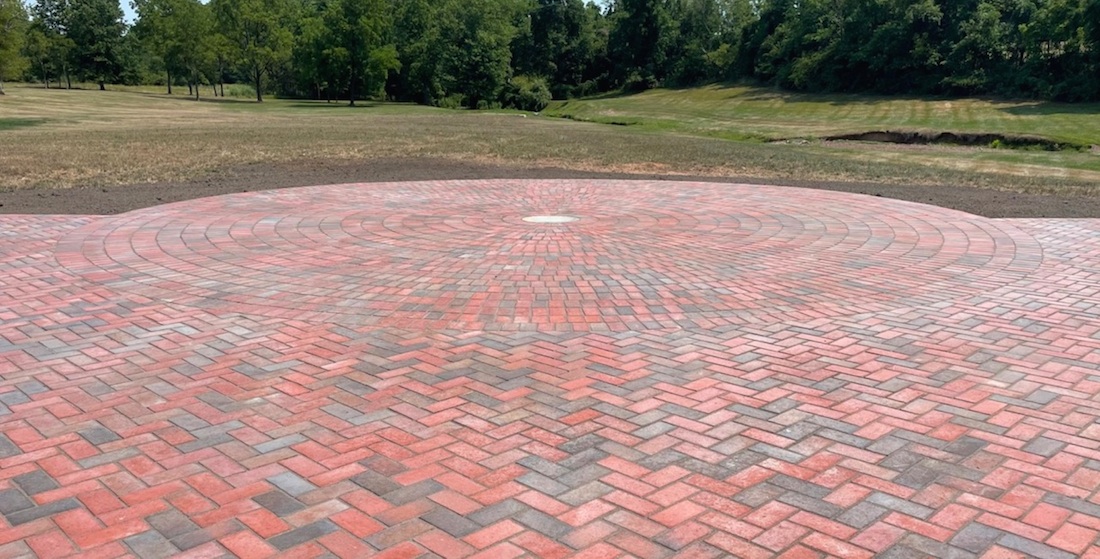 Paver patio circle